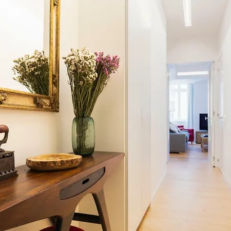 Trendy & Classic 2bedroom Apartment Lisbon